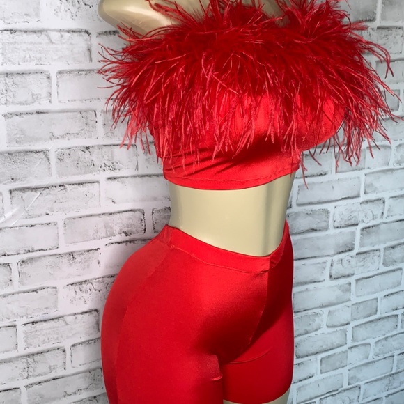 Custom Two Piece Feather Set - Picture 2 of 3